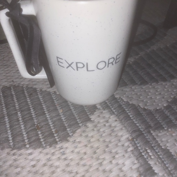 Nicole miller mug - Picture 3 of 4